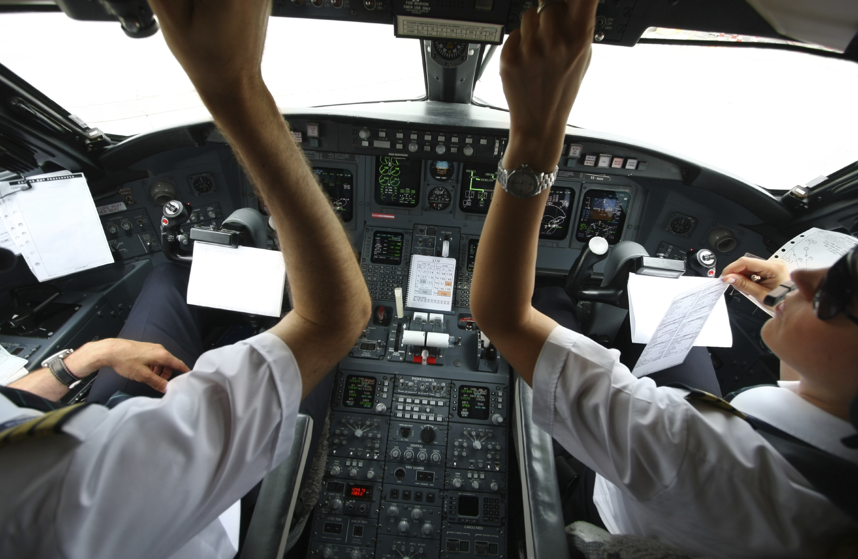 Professional Pilot Course Skymates, Inc.